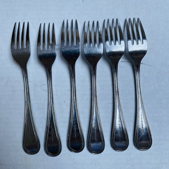 OXFORD HALL Stratton Stainless Flatware Beaded Edge Crafted in Japan Dinner Fork - Picture 3 of 8